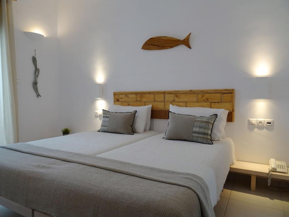 Hotel Paros Bay 4*